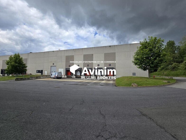 Industrial in Marly-la-Ville for lease - Building Photo - Image 3 of 6