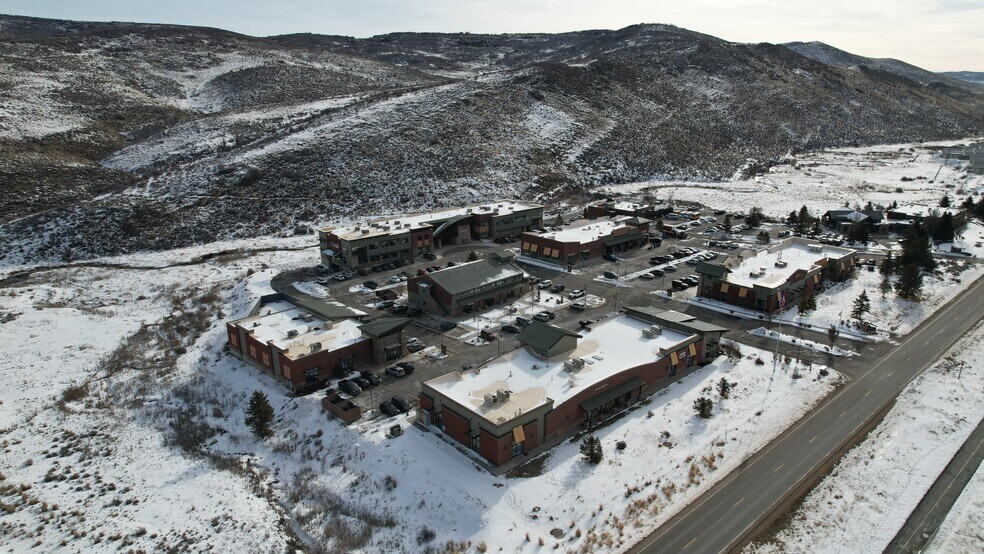 2760 Rasmussen Rd, Park City, UT à louer - Photo du bâtiment - Image 3 de 8