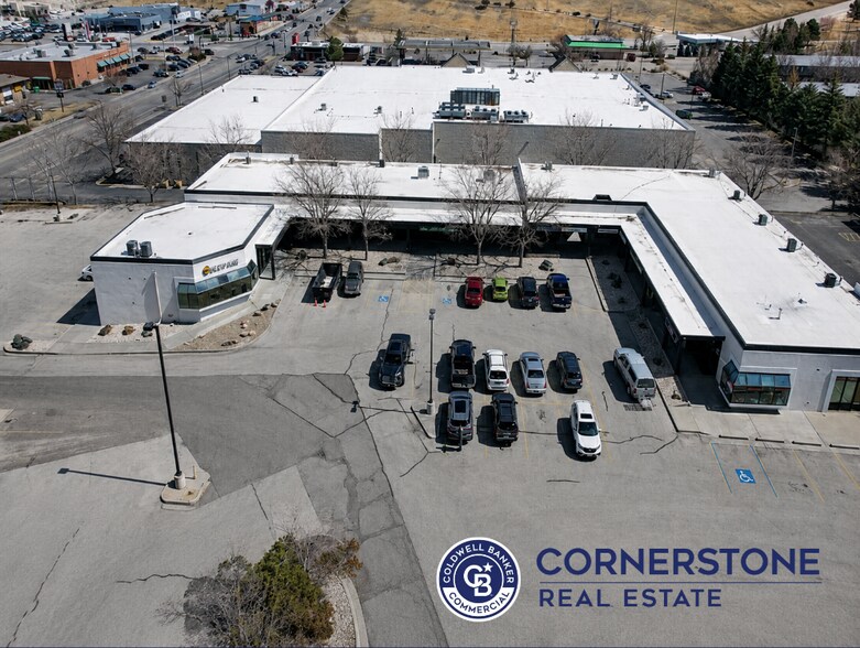 301- 329 Thelma dr, Casper, WY à vendre - Photo du bâtiment - Image 3 de 9
