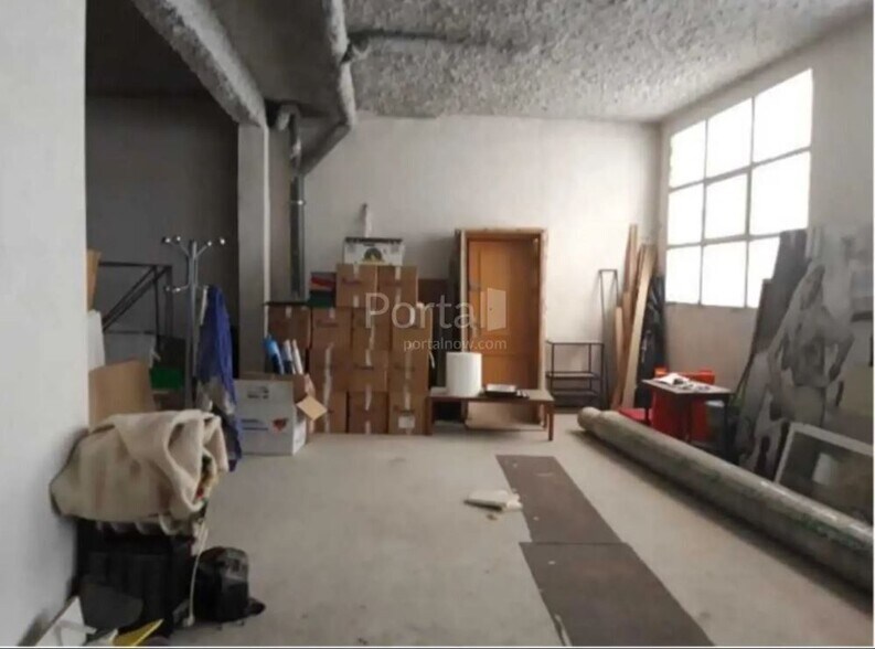 Commerce de détail dans León, León à vendre - Photo du bâtiment - Image 3 de 5