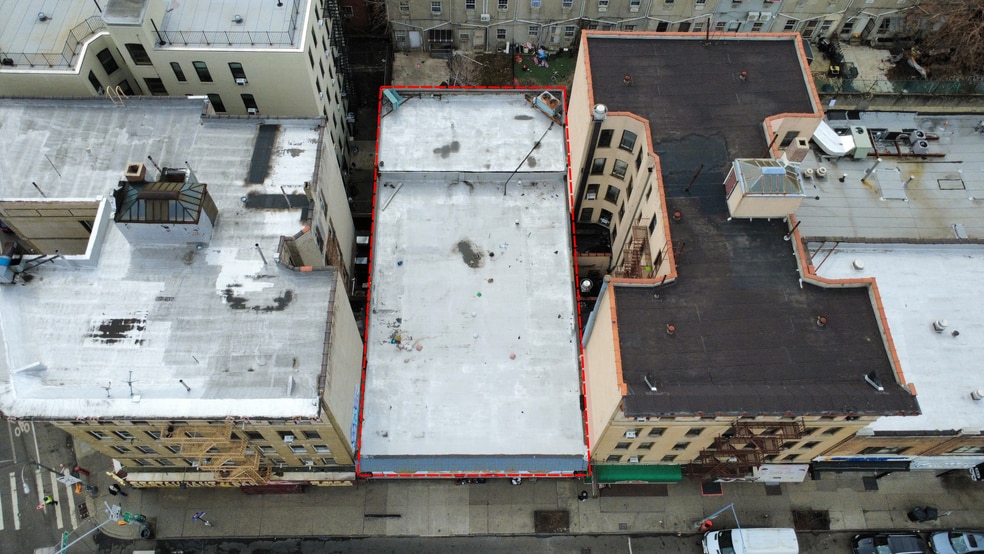 870 E Tremont Ave, Bronx, NY for sale - Building Photo - Image 2 of 4