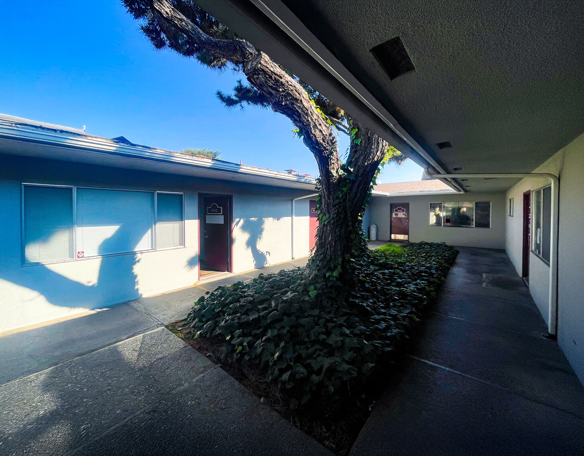 1043-1057 R St, Fresno, CA for lease Primary Photo- Image 1 of 10