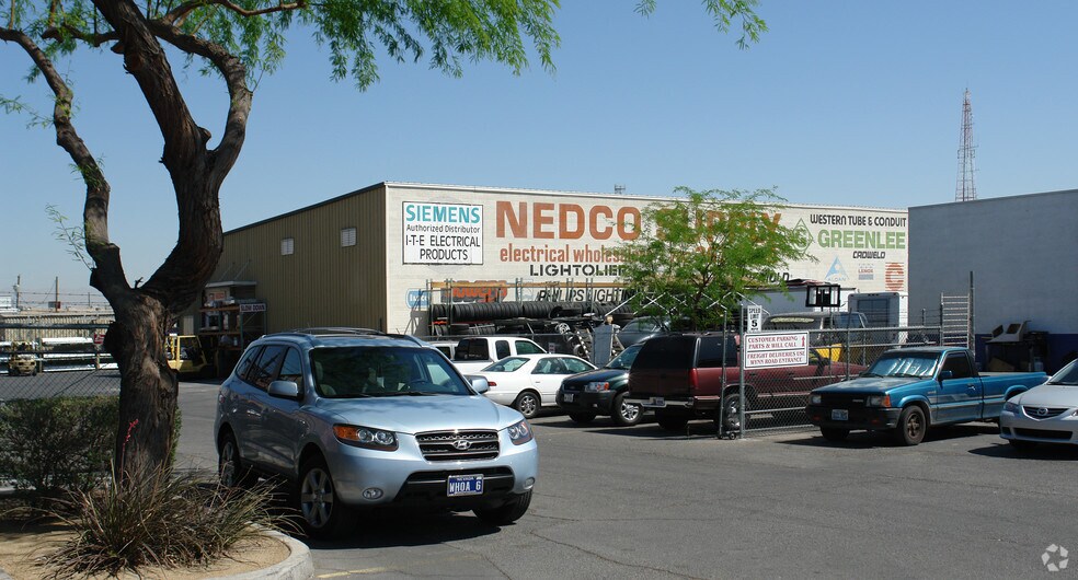 4150 Spring Mountain Rd, Las Vegas, NV à vendre - Photo du bâtiment - Image 2 de 7