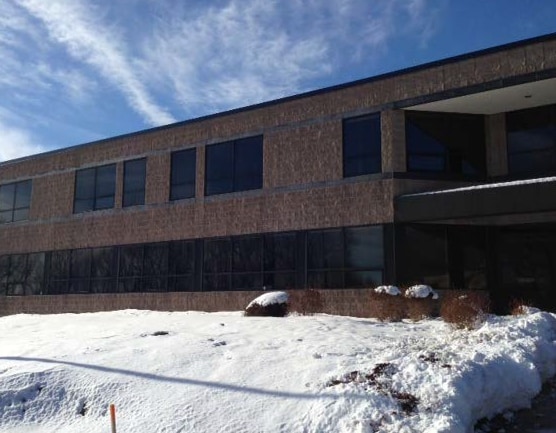 8 Vista Dr, Old Lyme, CT for lease - Primary Photo - Image 1 of 2