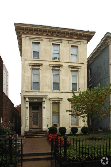 1019 S 3rd St, Louisville, KY à vendre - Photo du bâtiment - Image 1 de 1