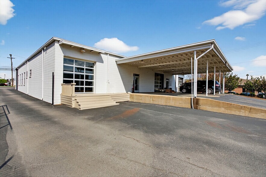 2910-2912 Sidco Dr, Nashville, TN à louer - Photo du bâtiment - Image 3 de 4