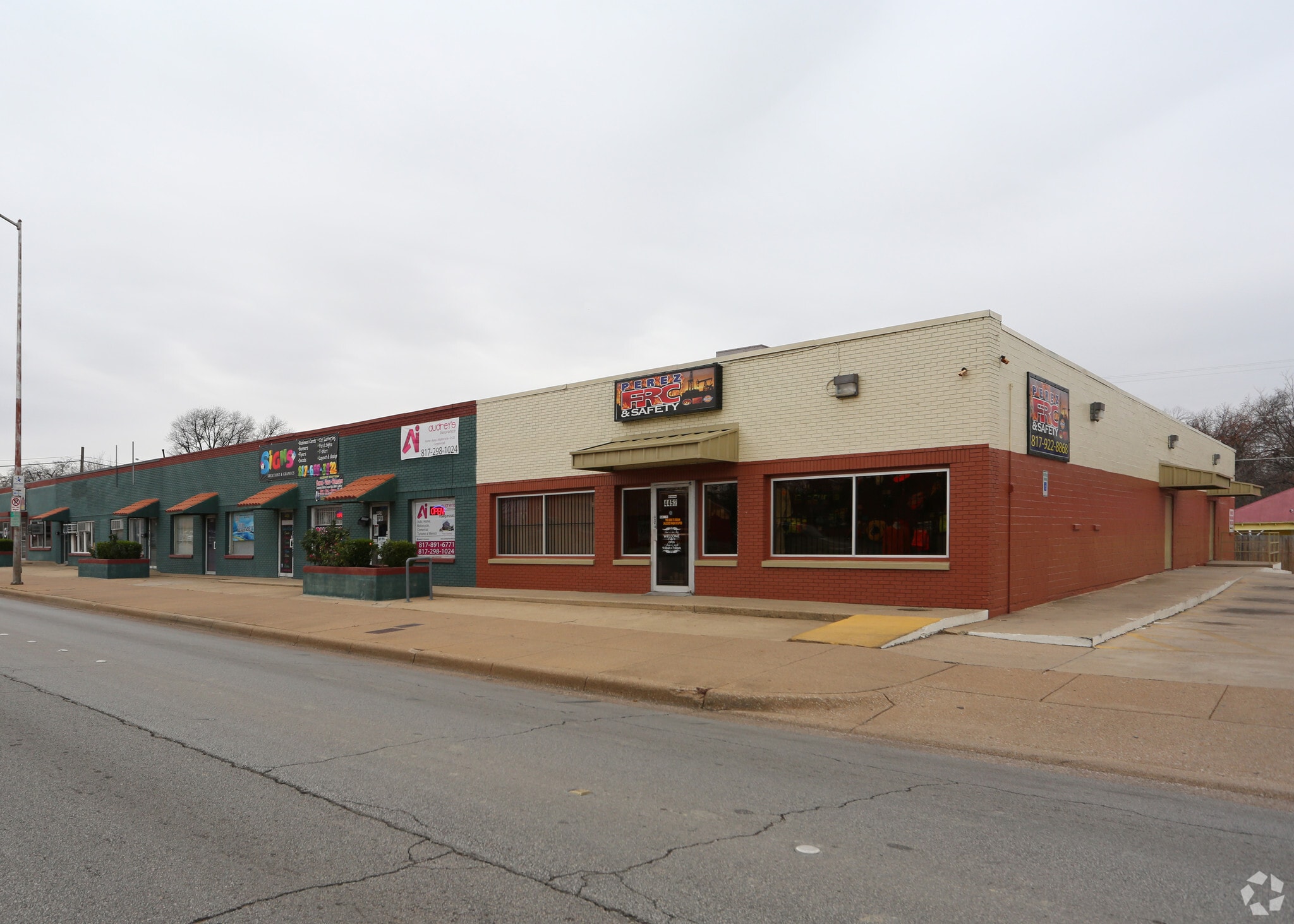 4458-4472 Hemphill St, Fort Worth, TX for lease Primary Photo- Image 1 of 6