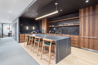 711 Fifth Ave, New York, NY for lease Interior Photo- Image 2 of 4