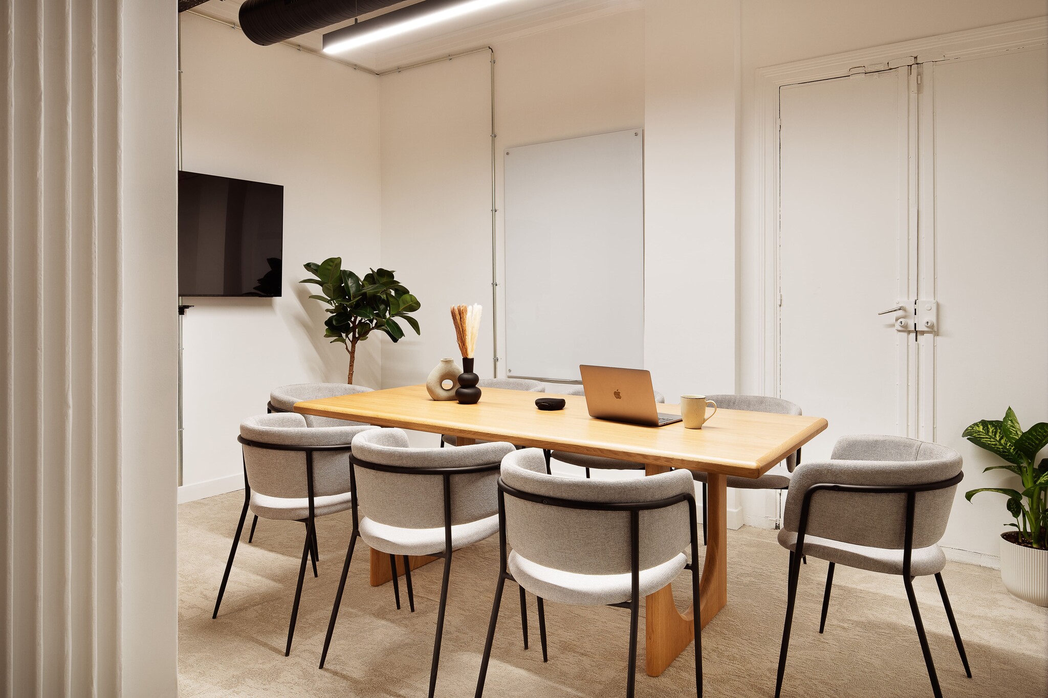 10 Rue Pergolèse, Paris for lease Interior Photo- Image 1 of 5