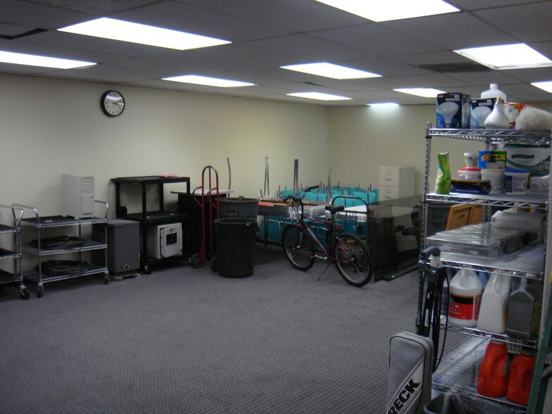 2238 Federal Ave, Los Angeles, CA à vendre - Photo du bâtiment - Image 3 de 4