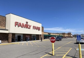 Plus de détails pour 951-975 E Frontage Rd, Litchfield, MN - Commerce de détail à louer