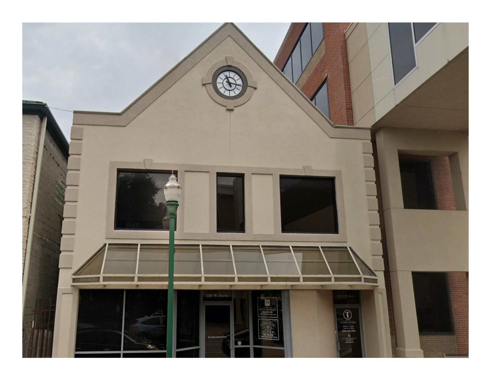 220 1/2 W Davis St, Conroe, TX à vendre Photo principale- Image 1 de 1