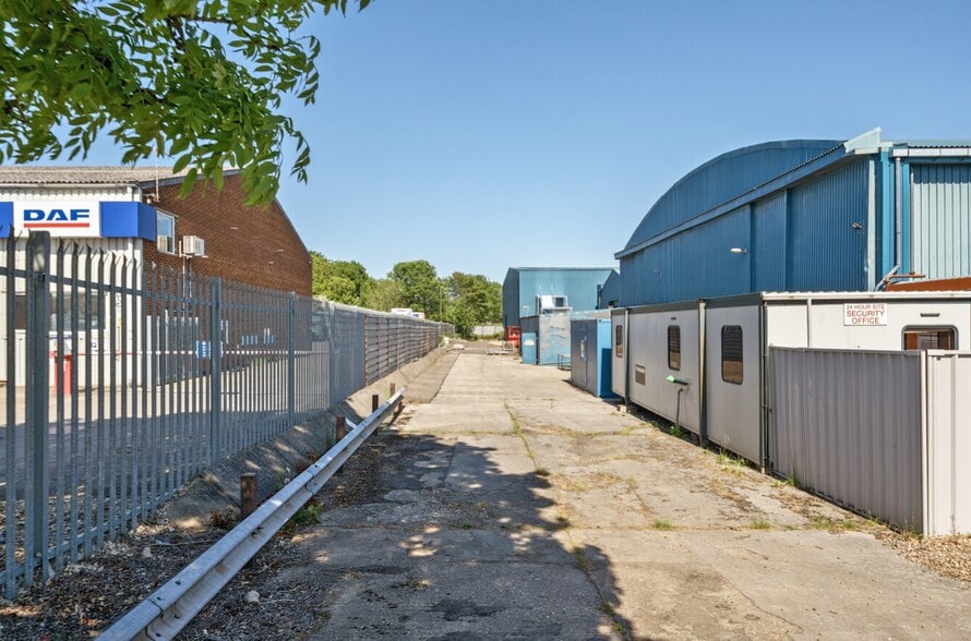 1 Sleaford Rd, Lincoln à louer - Photo du bâtiment - Image 1 de 4