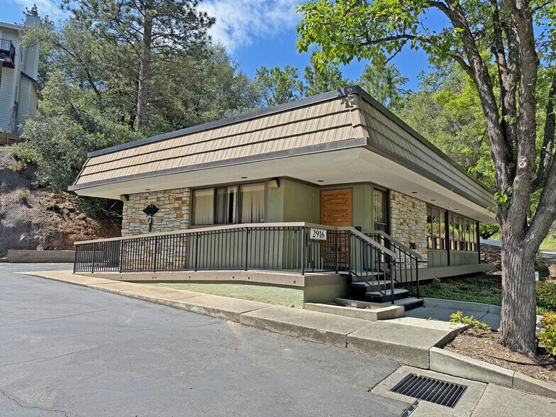 2916 Tunnel St, Placerville, CA à louer - Photo du bâtiment - Image 3 de 11
