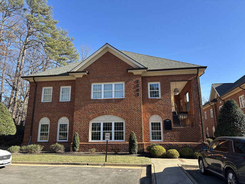 2307 N Parham Rd, Richmond, VA for lease - Building Photo - Image 1 of 10