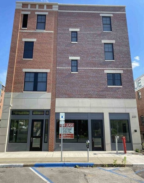 223 N Morton St, Bloomington, IN for lease - Building Photo - Image 2 of 5