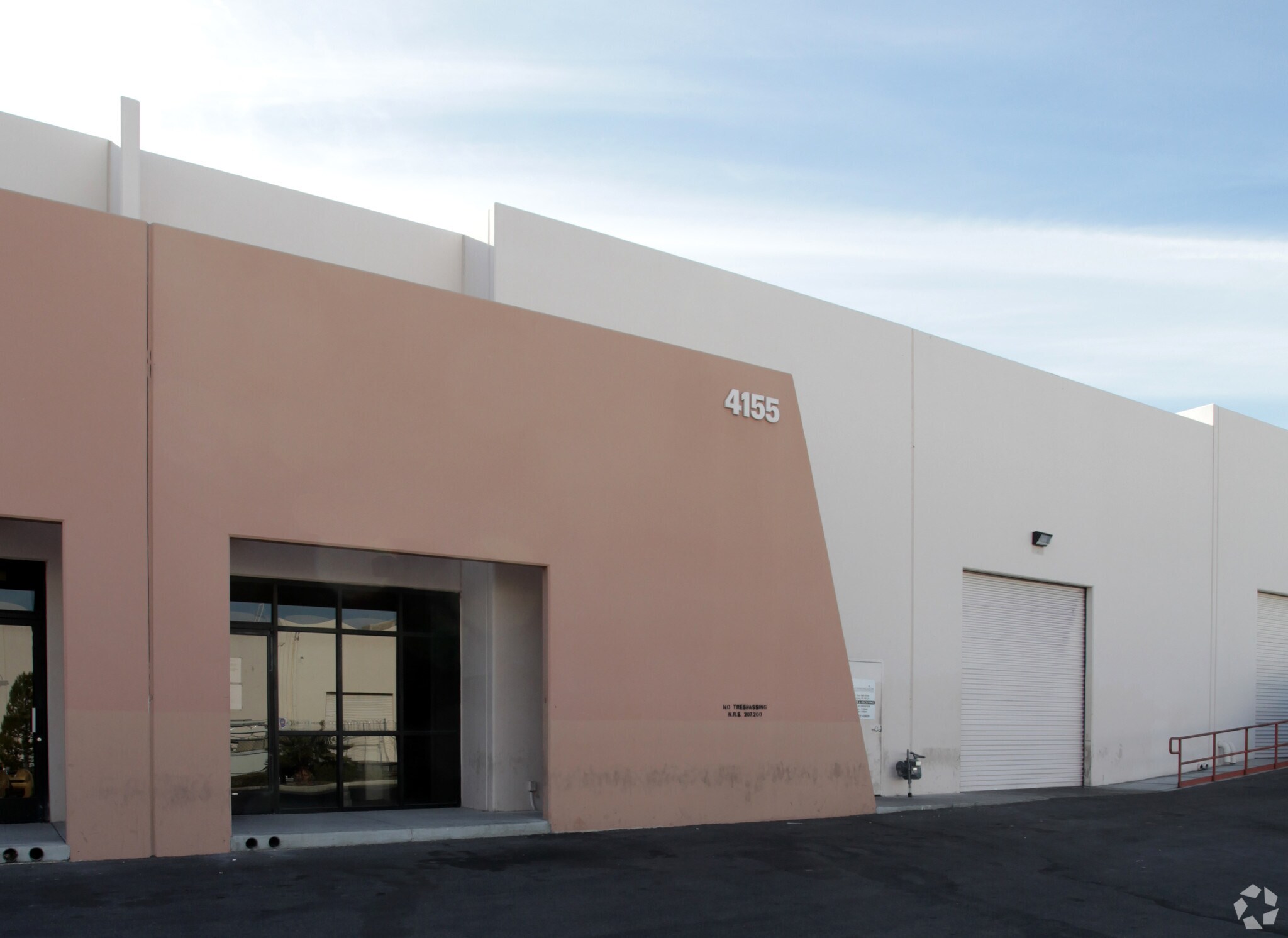 4155 W Bell Dr, Las Vegas, NV à vendre Photo principale- Image 1 de 1