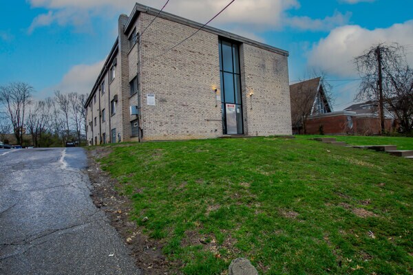 694 Gholson Ave, Cincinnati, OH à vendre Photo du bâtiment- Image 1 de 20
