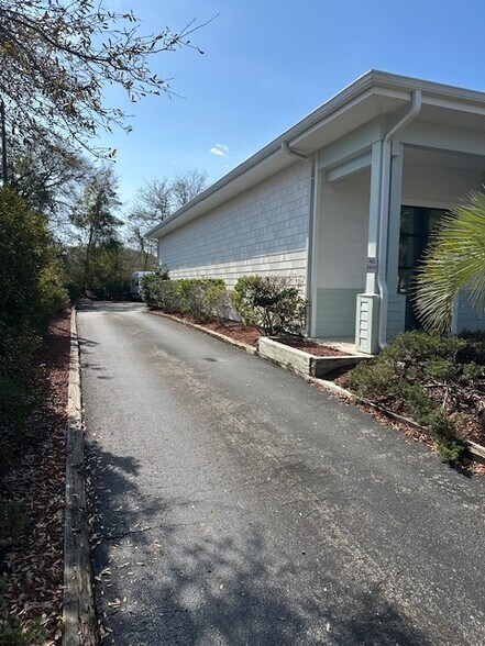 790 Sunset Blvd, Sunset Beach, NC à louer - Photo du bâtiment - Image 3 de 11