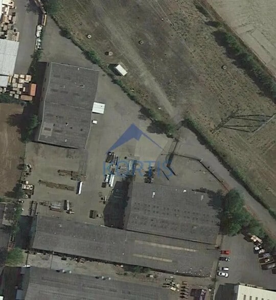 Flex in Jonage for lease - Aerial - Image 2 of 4