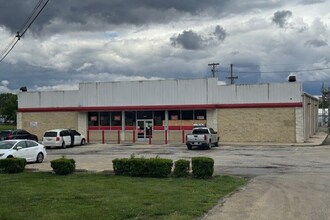 1110 Philo Rd, Urbana, IL for lease Interior Photo- Image 1 of 1