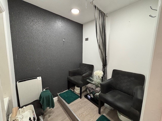 2A Matlock Rd, Brighton for sale - Interior Photo - Image 2 of 5