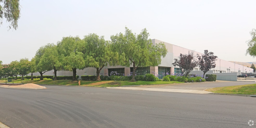 30830-30880 San Clemente St, Hayward, CA for lease - Building Photo - Image 2 of 5