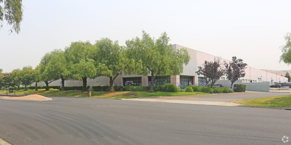 30830-30880 San Clemente St, Hayward, CA à louer - Photo du bâtiment - Image 2 de 5