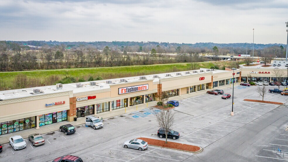 490 Greenway View Dr, Chattanooga, TN à louer - Photo principale - Image 1 de 5