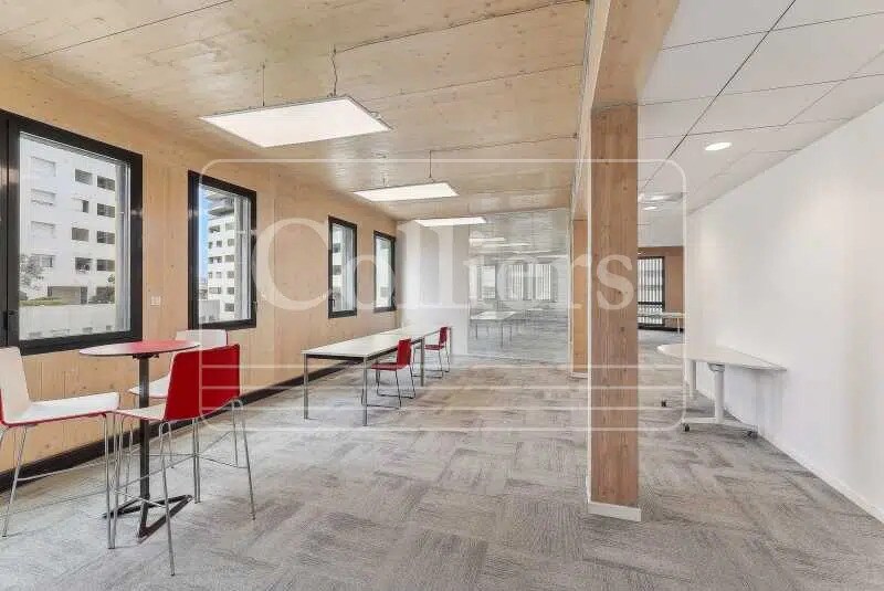 5 Rue Rene Cassin, Marseille for lease - Interior Photo - Image 3 of 12