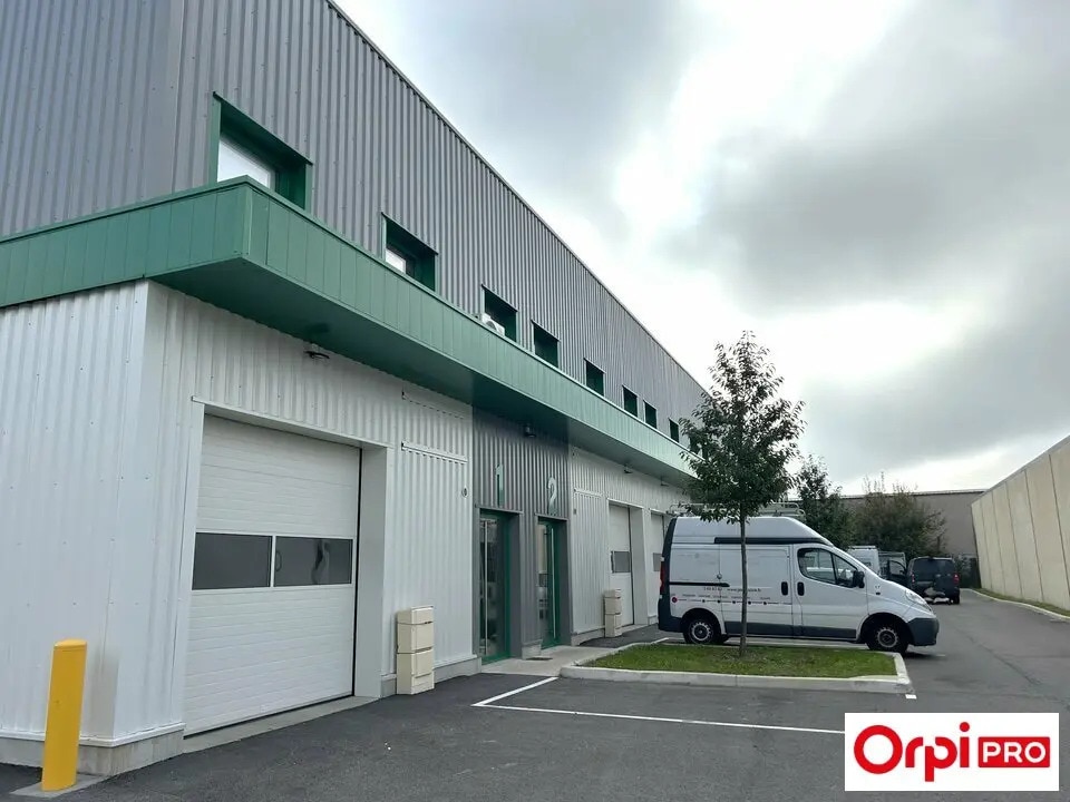 Flex in Mions for lease Building Photo- Image 1 of 7