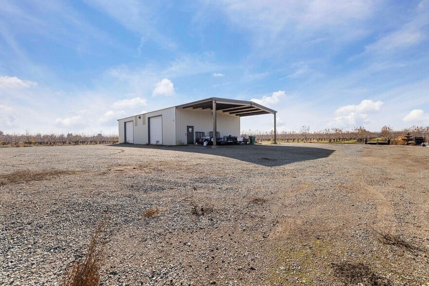 8181 Pezzi rd, Stockton, CA for sale - Building Photo - Image 2 of 27