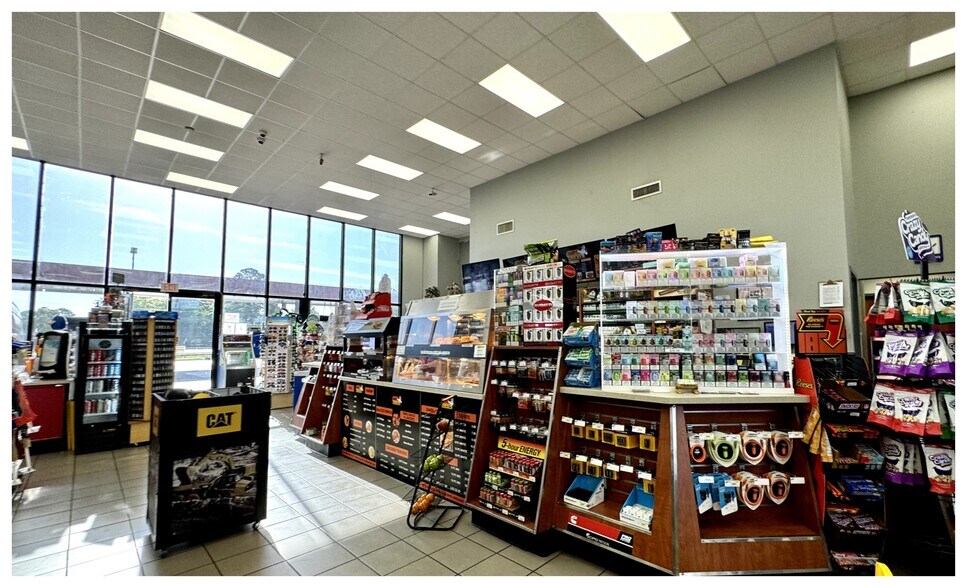 3847 FL-25, Gainesville, FL à vendre - Photo du bâtiment - Image 3 de 7