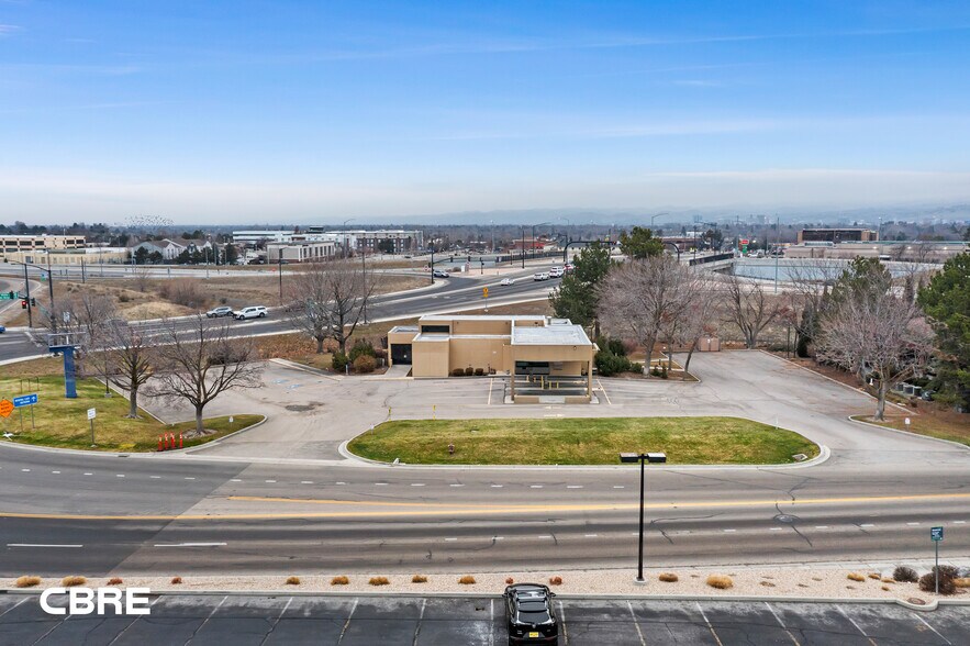 2730 Airport Way, Boise, ID à louer - Photo du bâtiment - Image 2 de 9