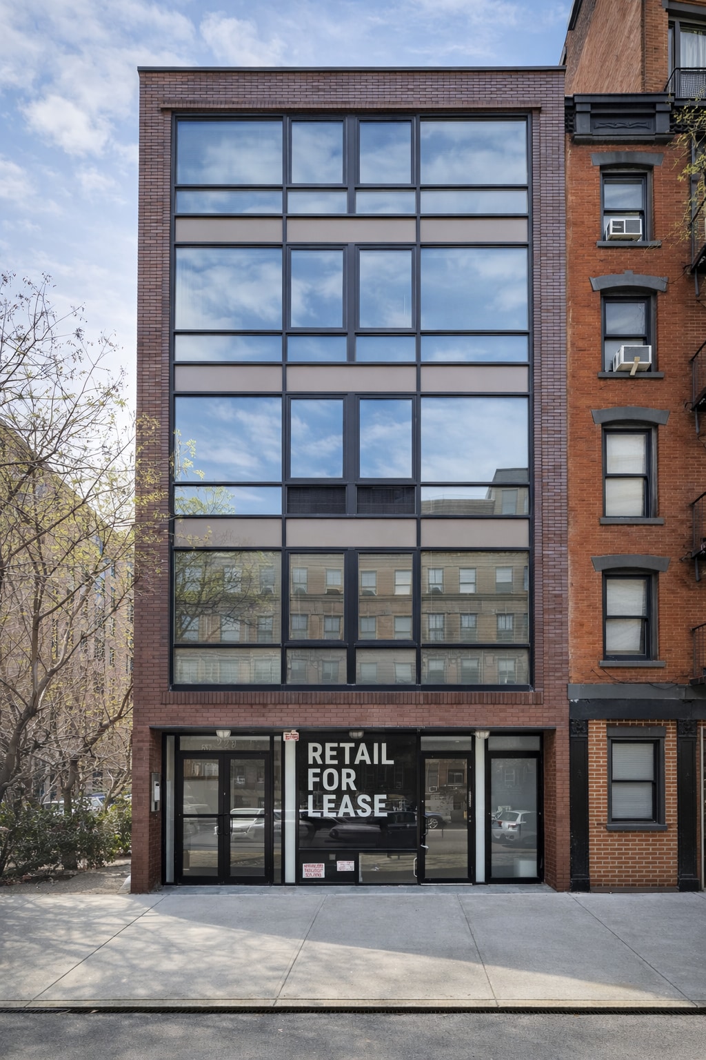 229 E 2nd St, New York, NY à louer Photo du bâtiment- Image 1 de 10