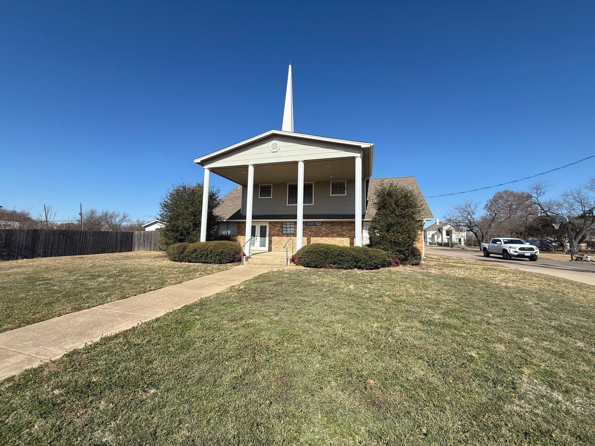 1514 Bardin Rd, Grand Prairie, TX à vendre Photo du bâtiment- Image 1 de 9