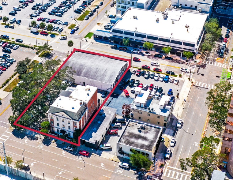 Morgan & Pierce portfolio of 2 properties for sale on LoopNet.ca - Building Photo - Image 1 of 11