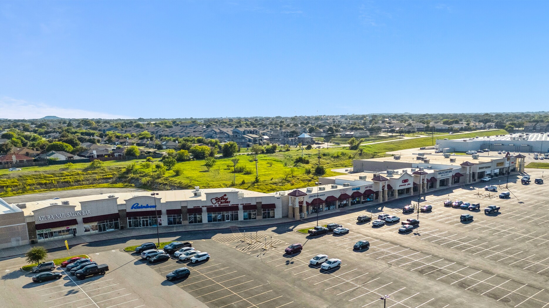 1500-1600 Lowes Blvd, Killeen, TX à vendre Photo du bâtiment- Image 1 de 7