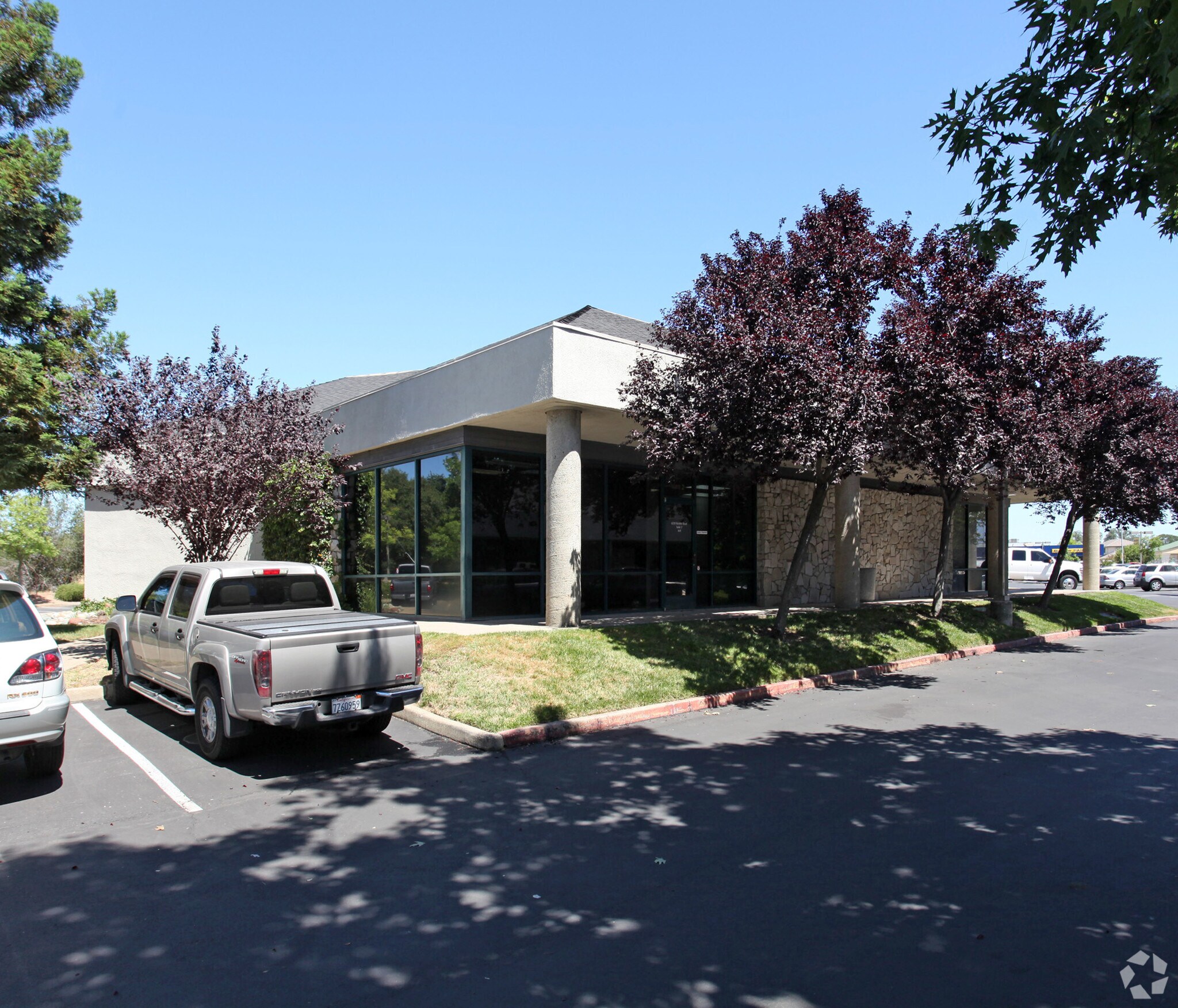 4220 Rocklin Rd, Rocklin, CA à louer Photo du bâtiment- Image 1 de 7