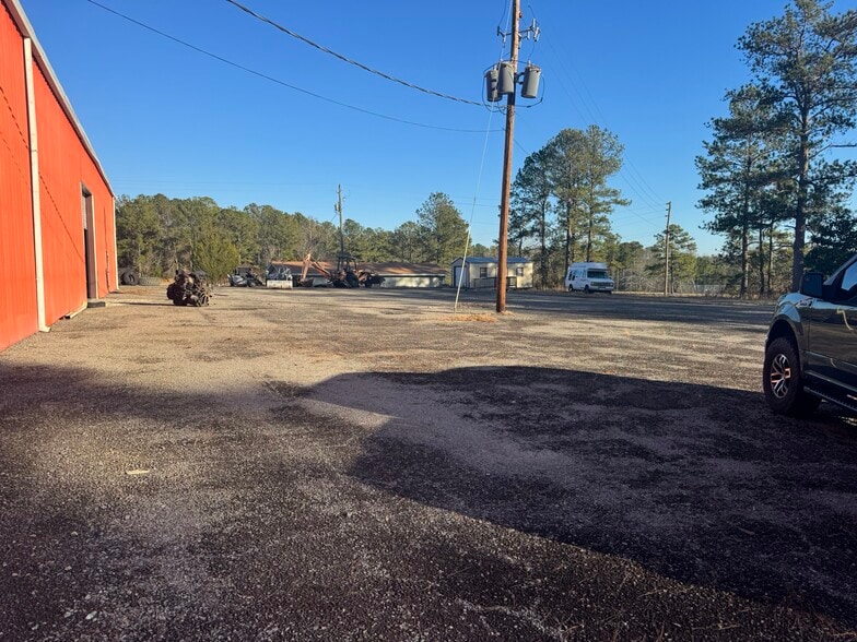 109 Epps St, Gordon, GA à louer - Photo du bâtiment - Image 3 de 12