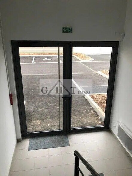 Industrial in Bussy-Saint-Georges for lease - Lobby - Image 3 of 5