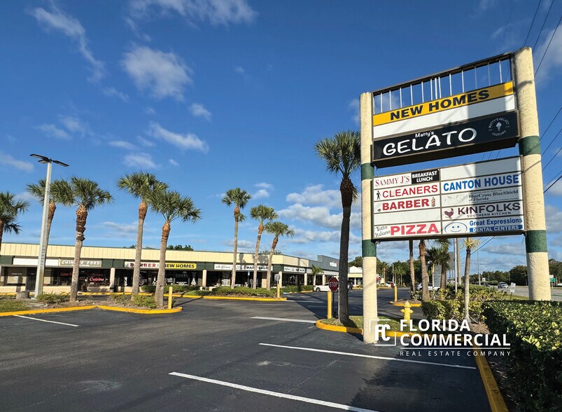 6027-6127 SE Federal Hwy, Stuart, FL for lease - Building Photo - Image 2 of 13
