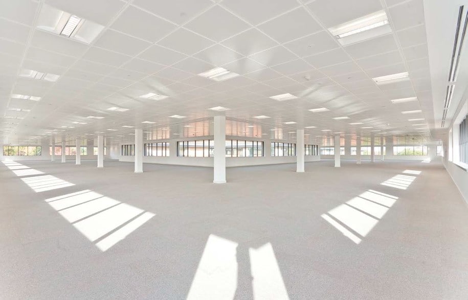 Westacott Way, Maidenhead for lease - Other - Image 2 of 4