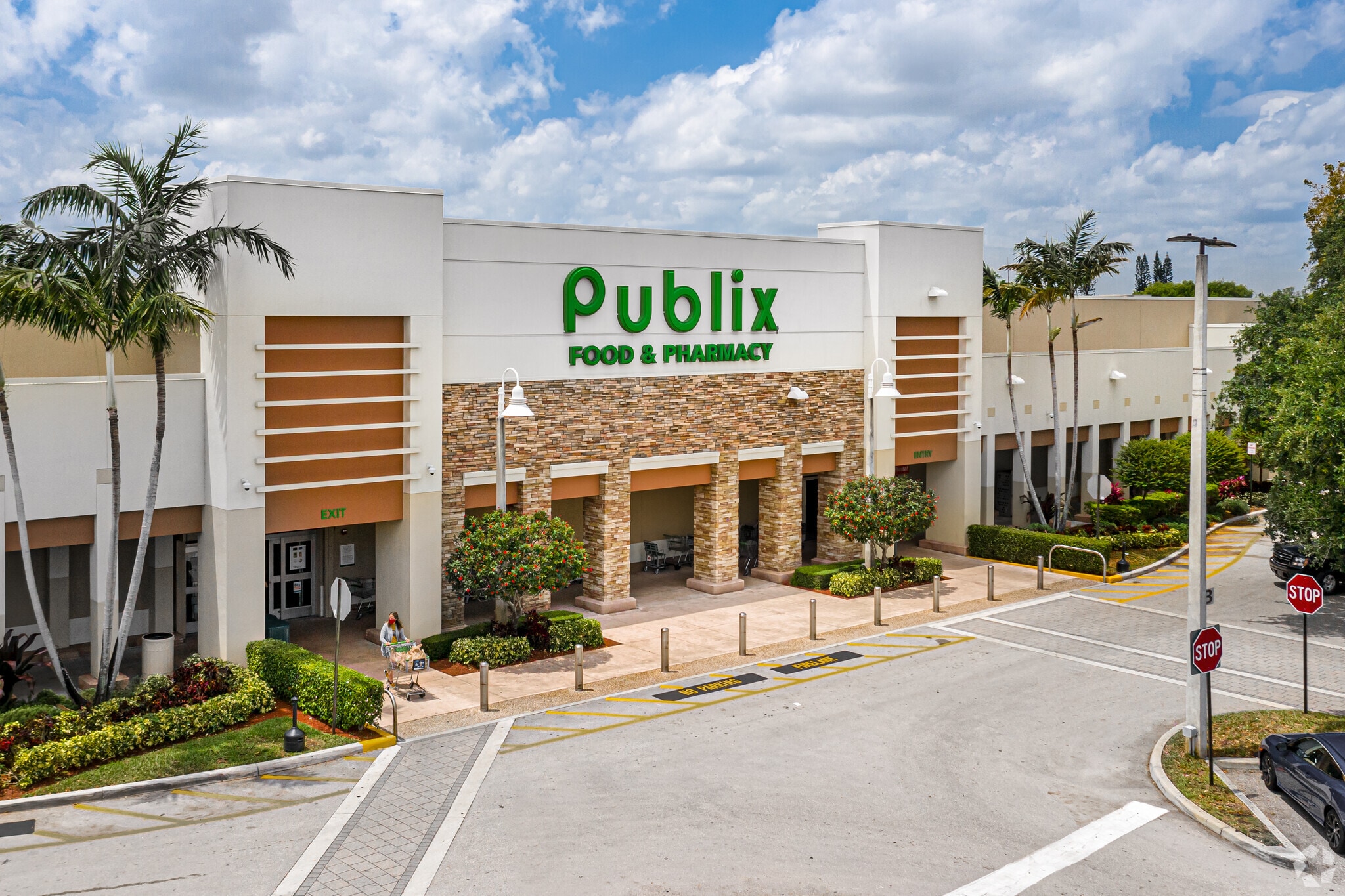 7024-7060 Palmetto Park Rd, Boca Raton, FL for lease Primary Photo- Image 1 of 13