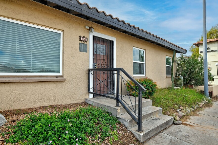 3854 E Fort Lowell Rd, Tucson, AZ for sale - Building Photo - Image 3 of 33