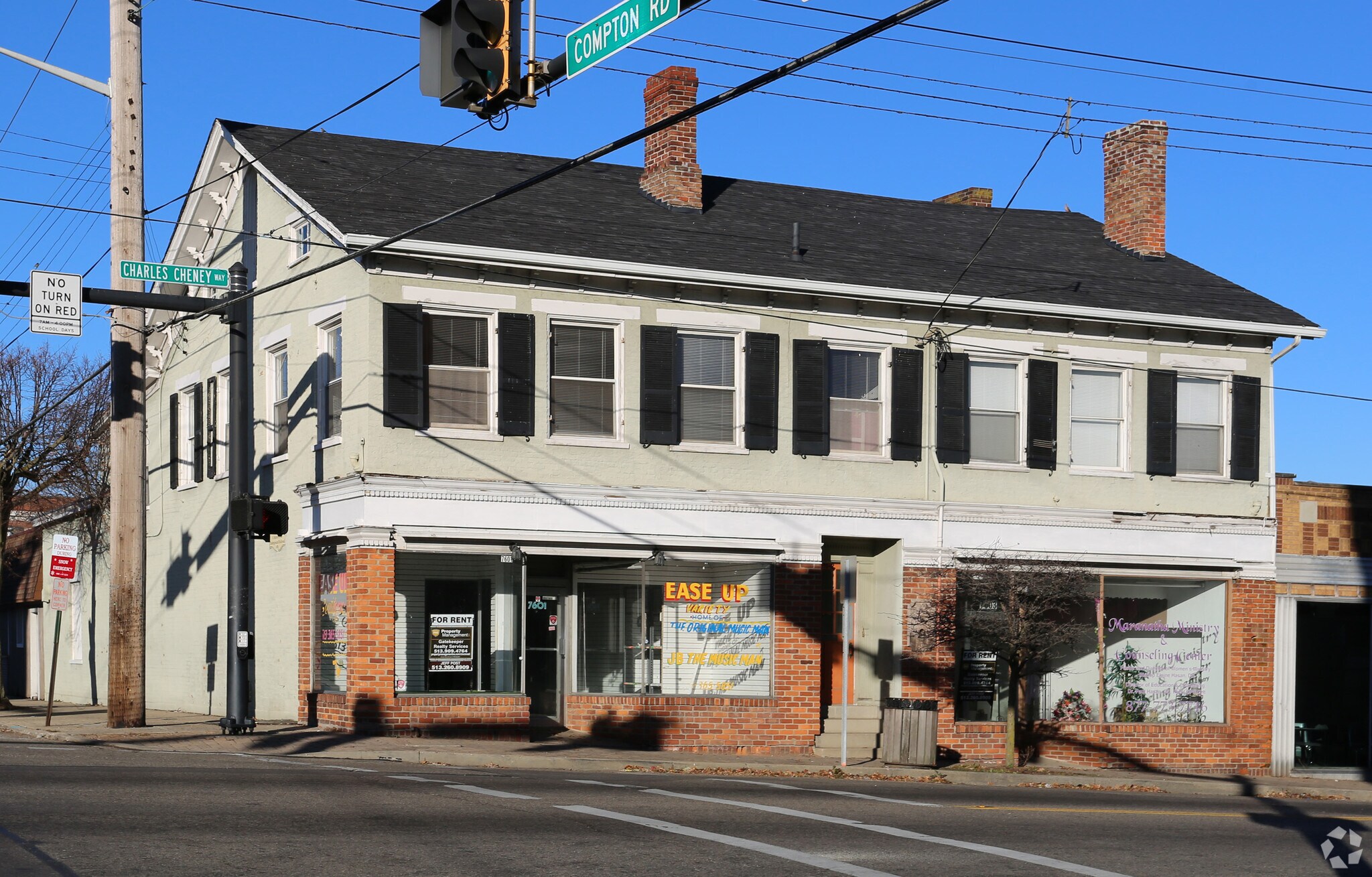 7601-7603 Hamilton Ave, Cincinnati, OH for lease Primary Photo- Image 1 of 2