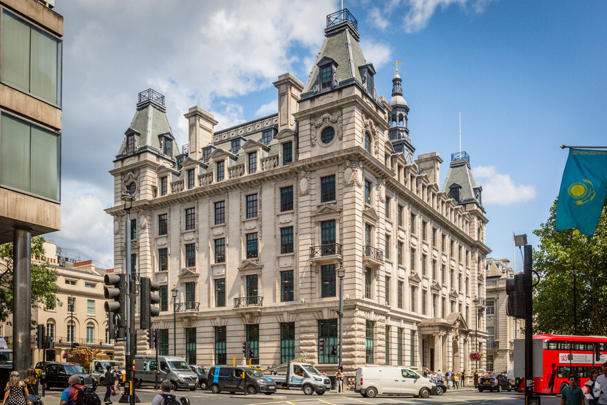 1 Pall Mall, London for sale - Building Photo - Image 1 of 1