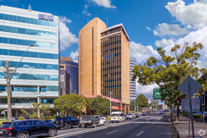 17 Help St, Chatswood à louer - Photo du bâtiment - Image 2 de 5