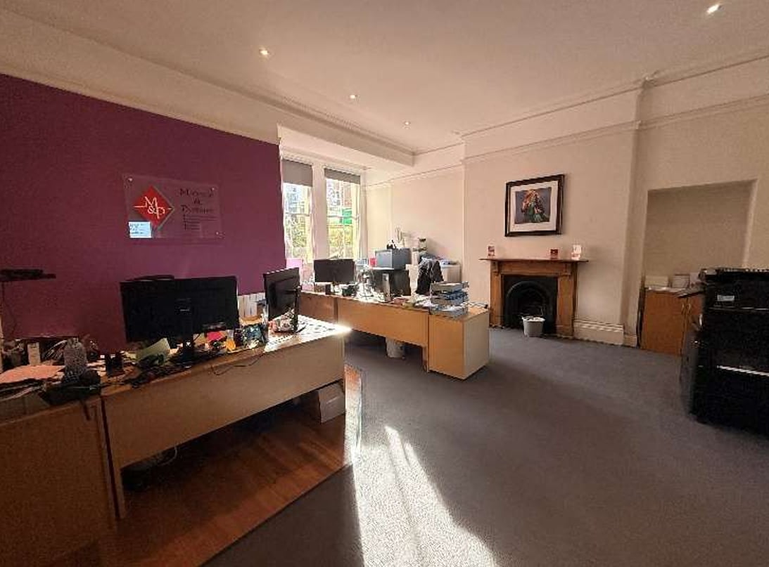 4 The Crescent, Plymouth for lease Interior Photo- Image 1 of 2