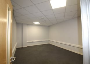 Park Rd, Hartlepool for lease Interior Photo- Image 2 of 7